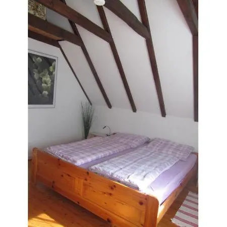 Neus Apartmán